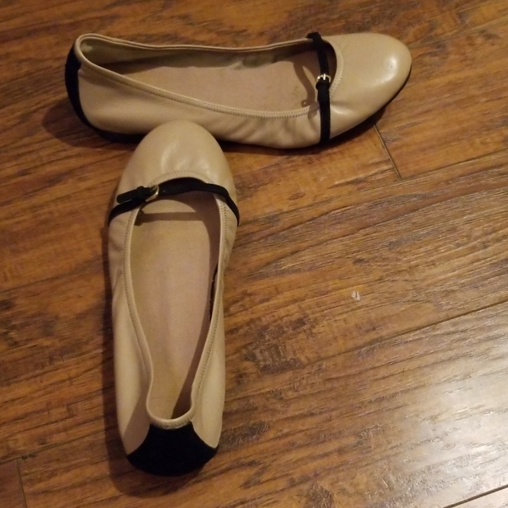 Cole Haan women's leather and suede ballet flat